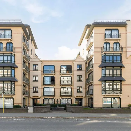 Dauphin 0401 Wenduine